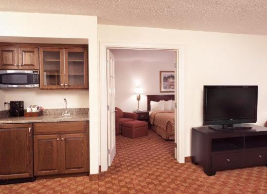 Ann Arbor Regent Hotel And Suites Dış mekan fotoğraf
